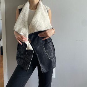 Winter Sherpa Vest! 🤍